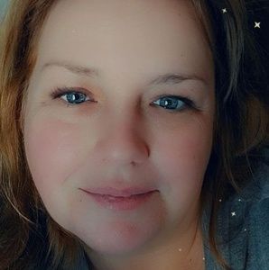 Meet your Posher, Lynne